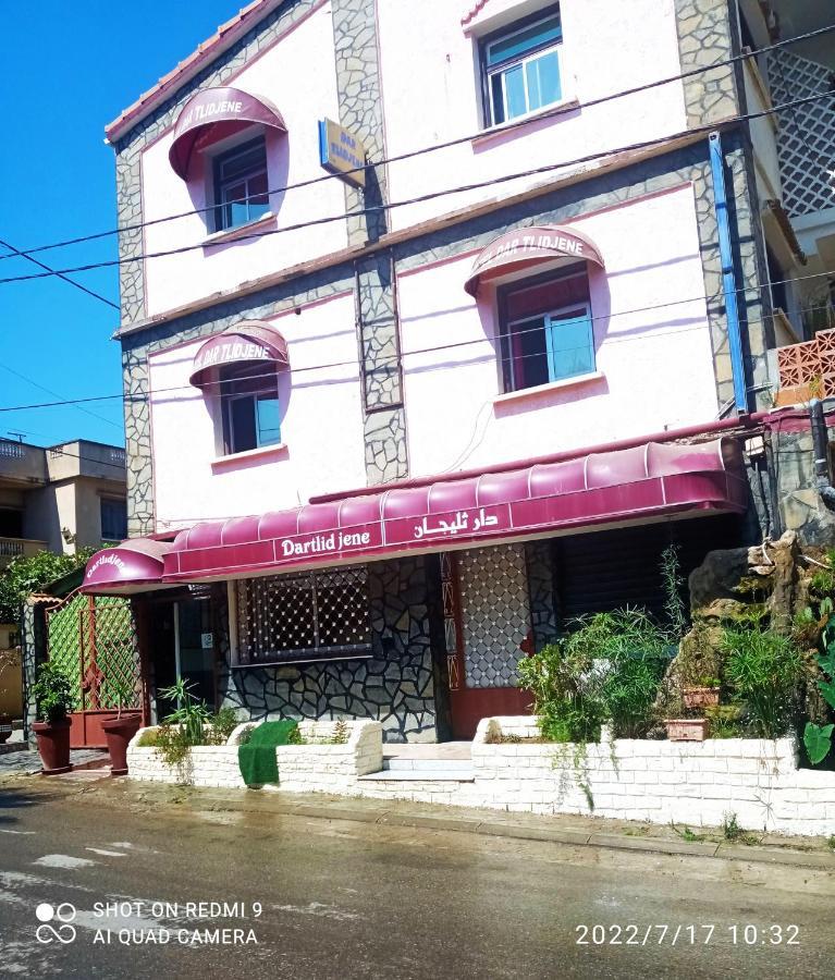 Hotel Dar Tlidjene à Ain Taya Extérieur photo